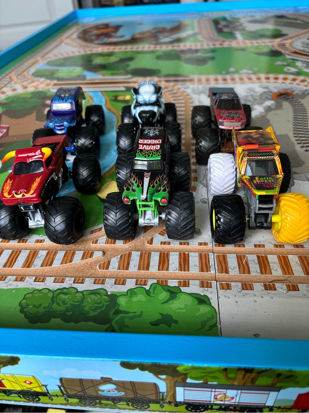 Monster Jam Trucks 1:64 Bundle of Six